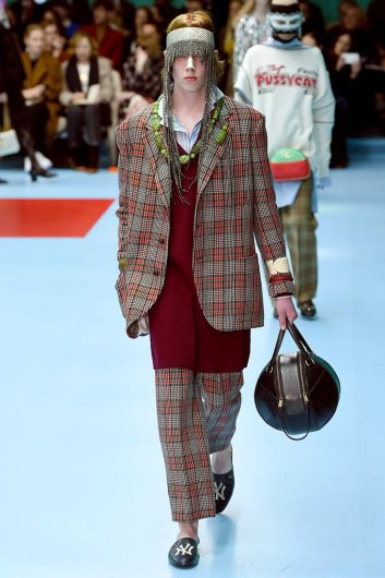 Look 03